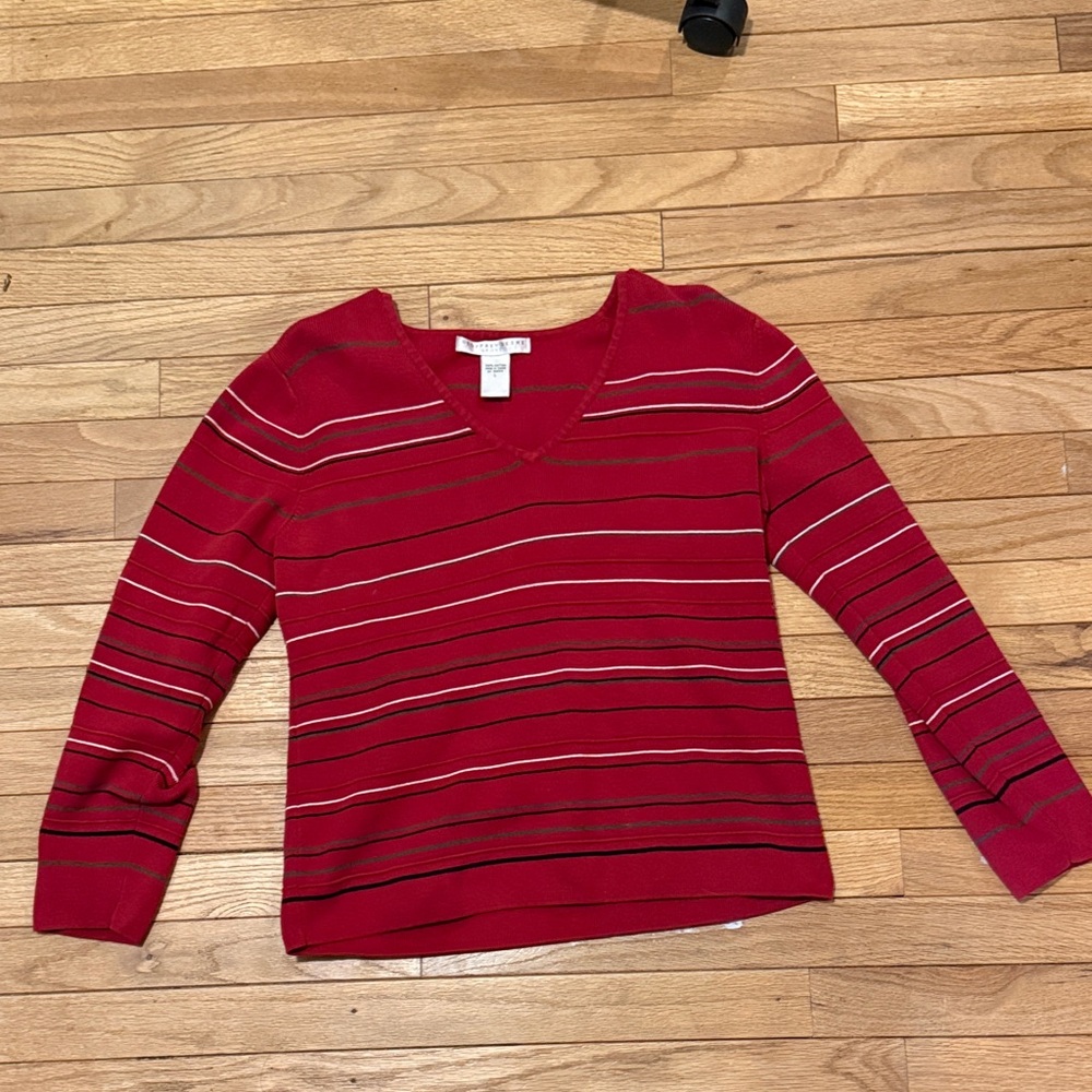 Geoffrey Beene Red V-Neck Sweater